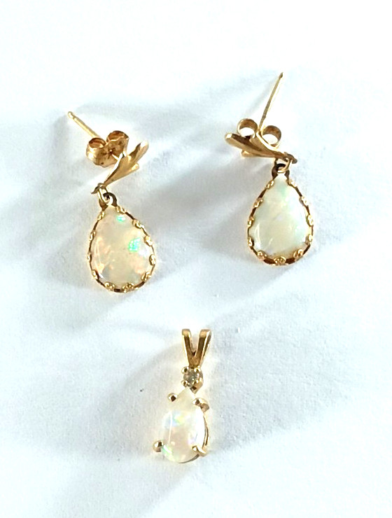 Vintage 14K Gold Opal Earrings & Pendant Set Natural White Fire Opal Mexico