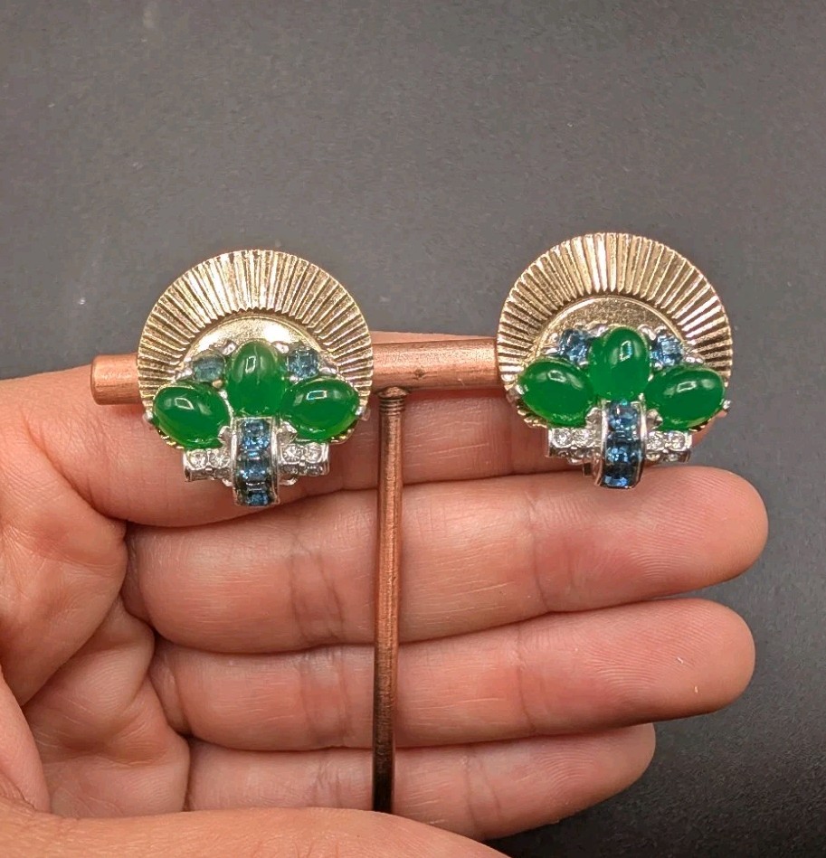 BOUCHER Signed Marcel Green Blue Clear Rhinestone Gold Tone Clip Earrings ⚠️READ