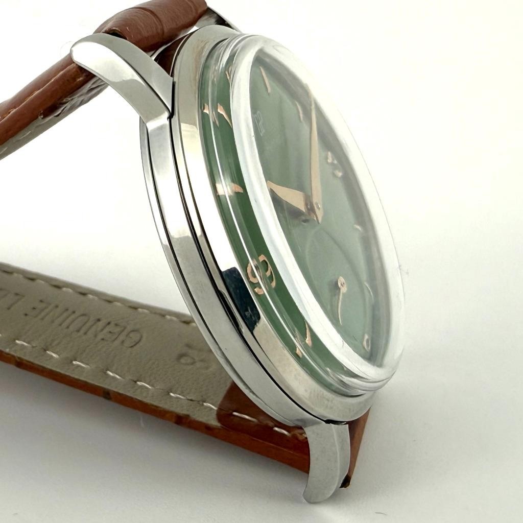 LARGE VINTAGE GIRARD PERREGAUX MANUAL WIND STEEL GENTS WATCH NICE GREEN DIAL
