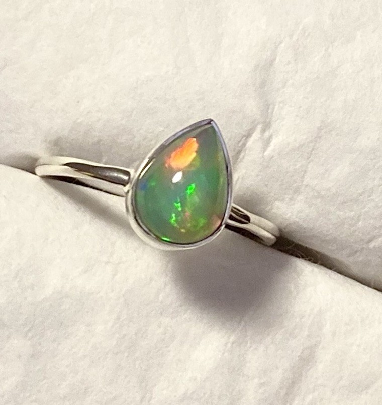 Lovely Ethiopian Opal Ring 925 Sterling Silver Size 7🌹