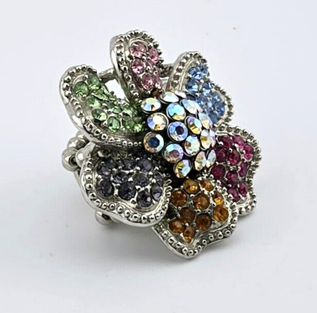 Kirks Folly Flower Stretch Ring Silvertone 1.25″ x 1.25″