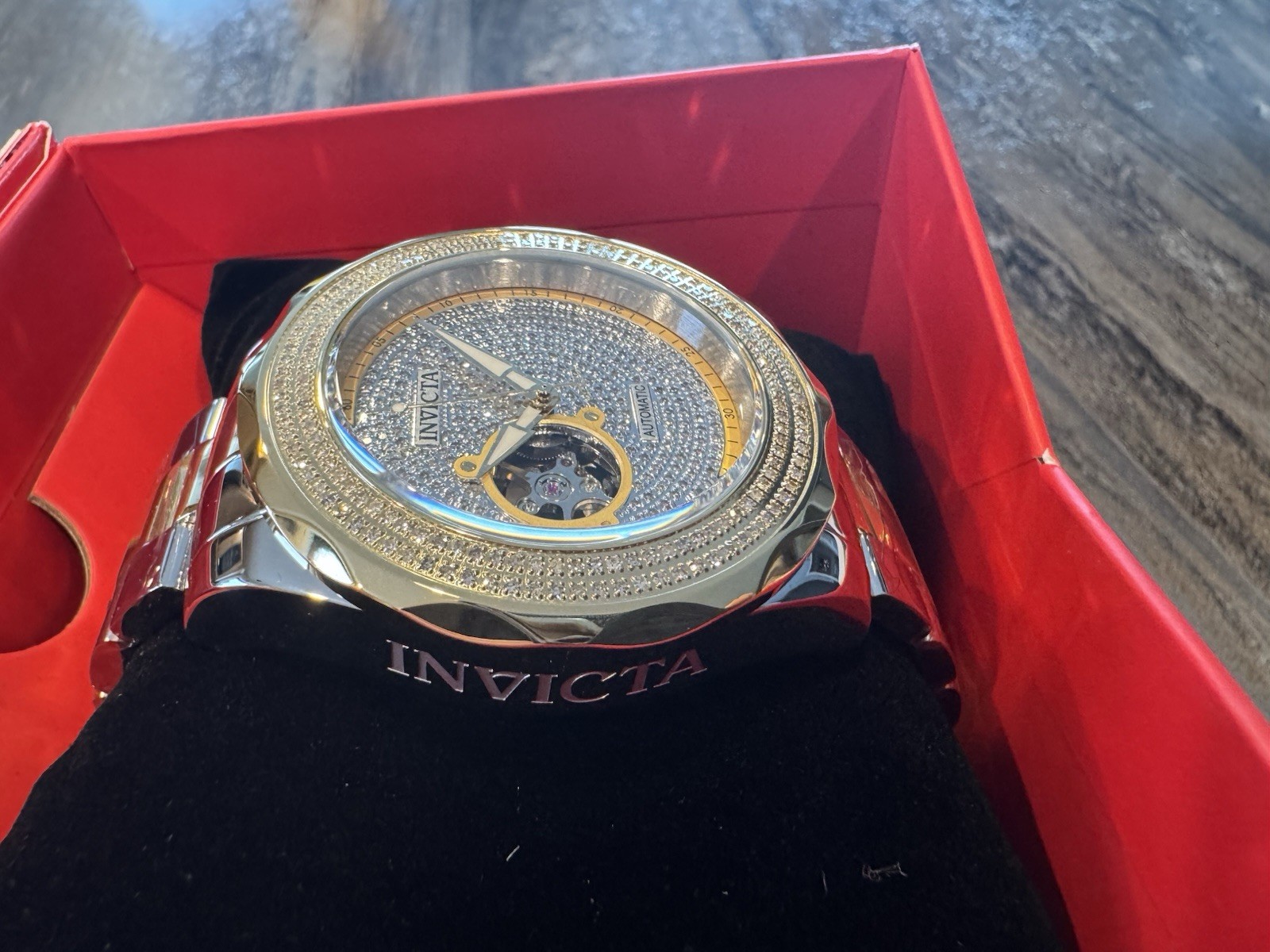 Invicta Grand Diver 2.05 Carat Diamond Automatic Men’s Watch – 47mm (27739) New!