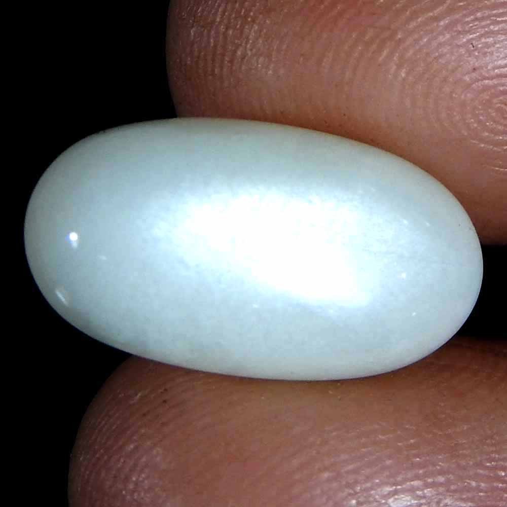 9.15Cts100%Natural Quality Silky Monnstone Oval Cabochon Loose Gemstone