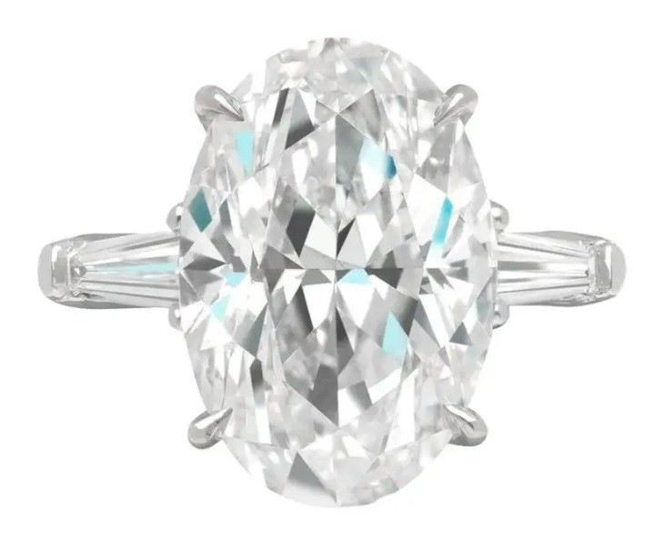 6.90 carat Oval Shape Diamond Platinum ring IGI certified G color VS1 lab grown