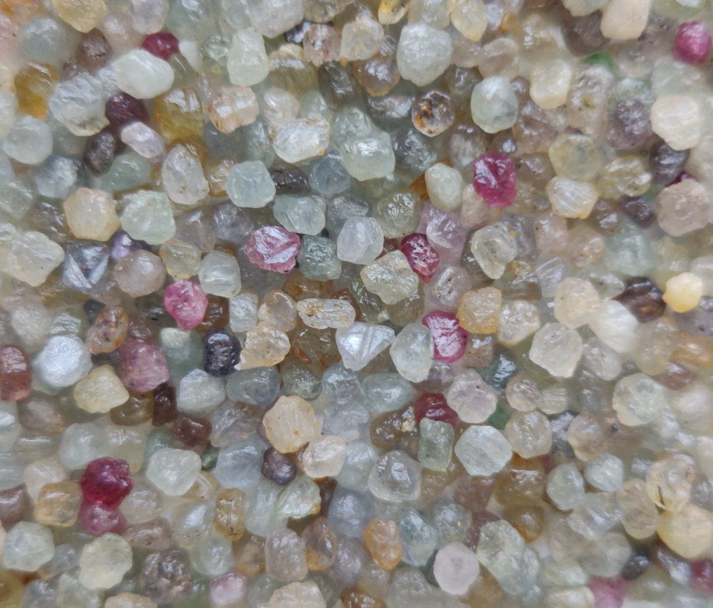100% Natural Sapphire Rough, Loose Gemstone Sapphire Cut Grade Raw Gemstone M 52