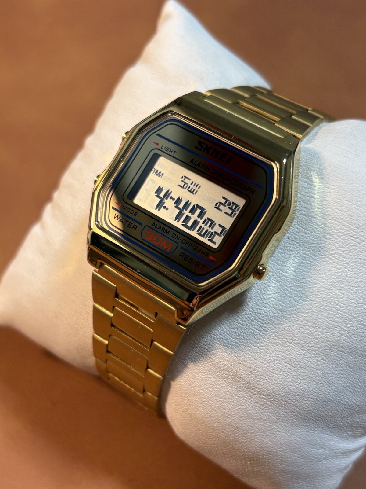 Retro Design Skmei Digital Men Watch WR30M,Gold Tone,Chrono,Alarm,Runs
