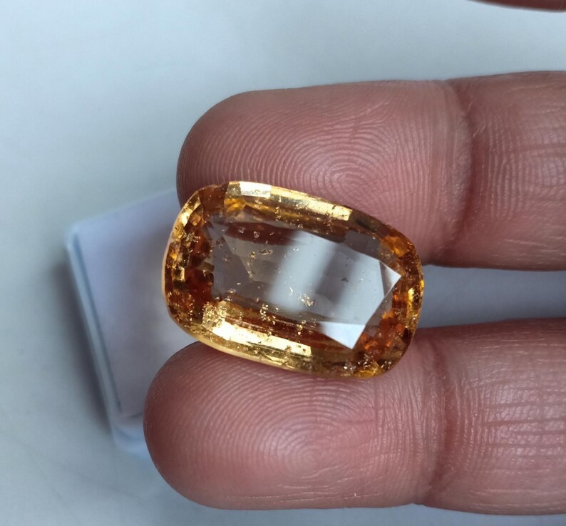 BIG 26.18 Carat Natural Yellow Hessonite Garnet Cushion Unheated Gem 22X15MM
