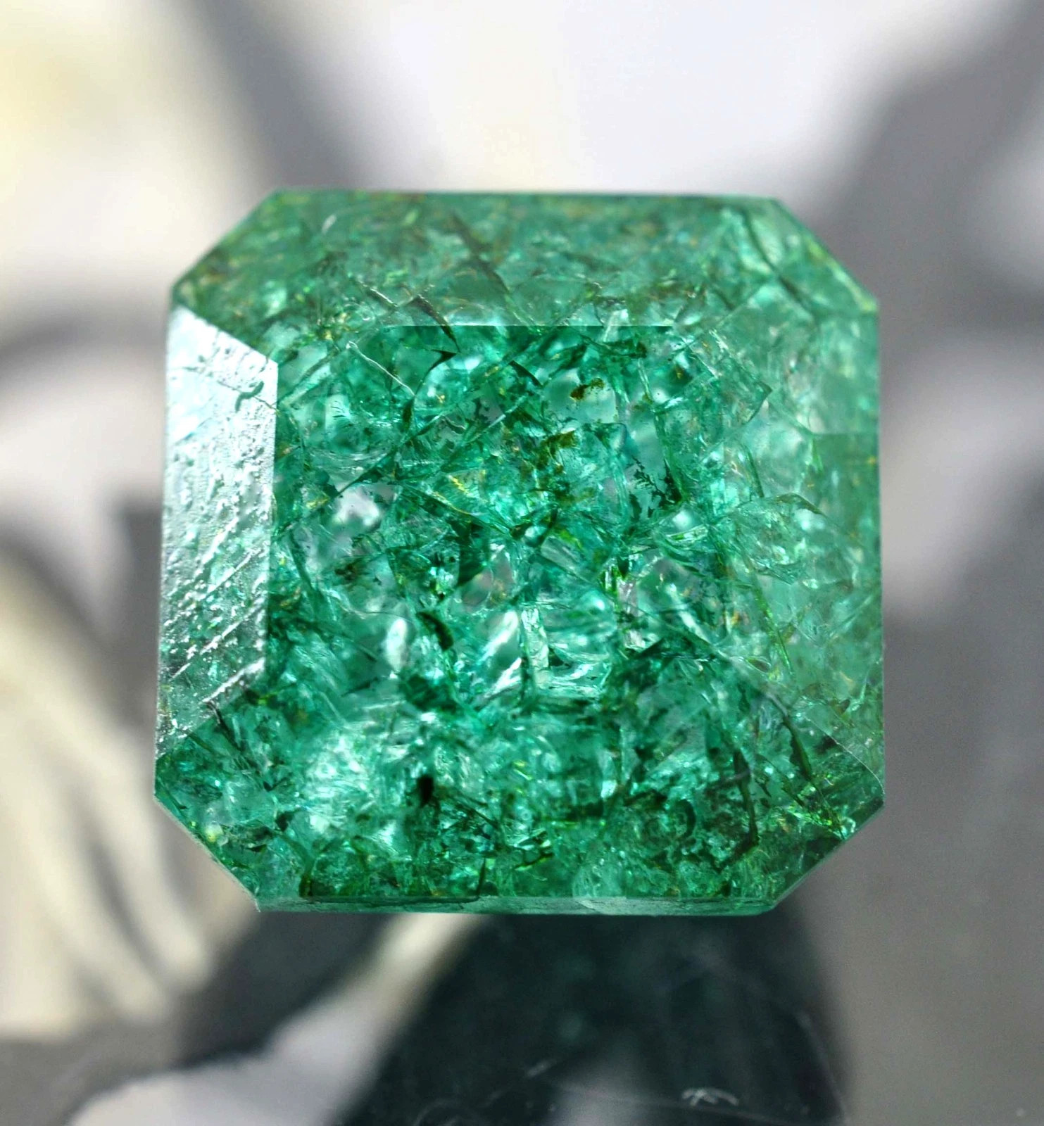 Natural 11.45 Ct Zambian Green Emerald GIE Certified Asscher Cut Loose Gemstone