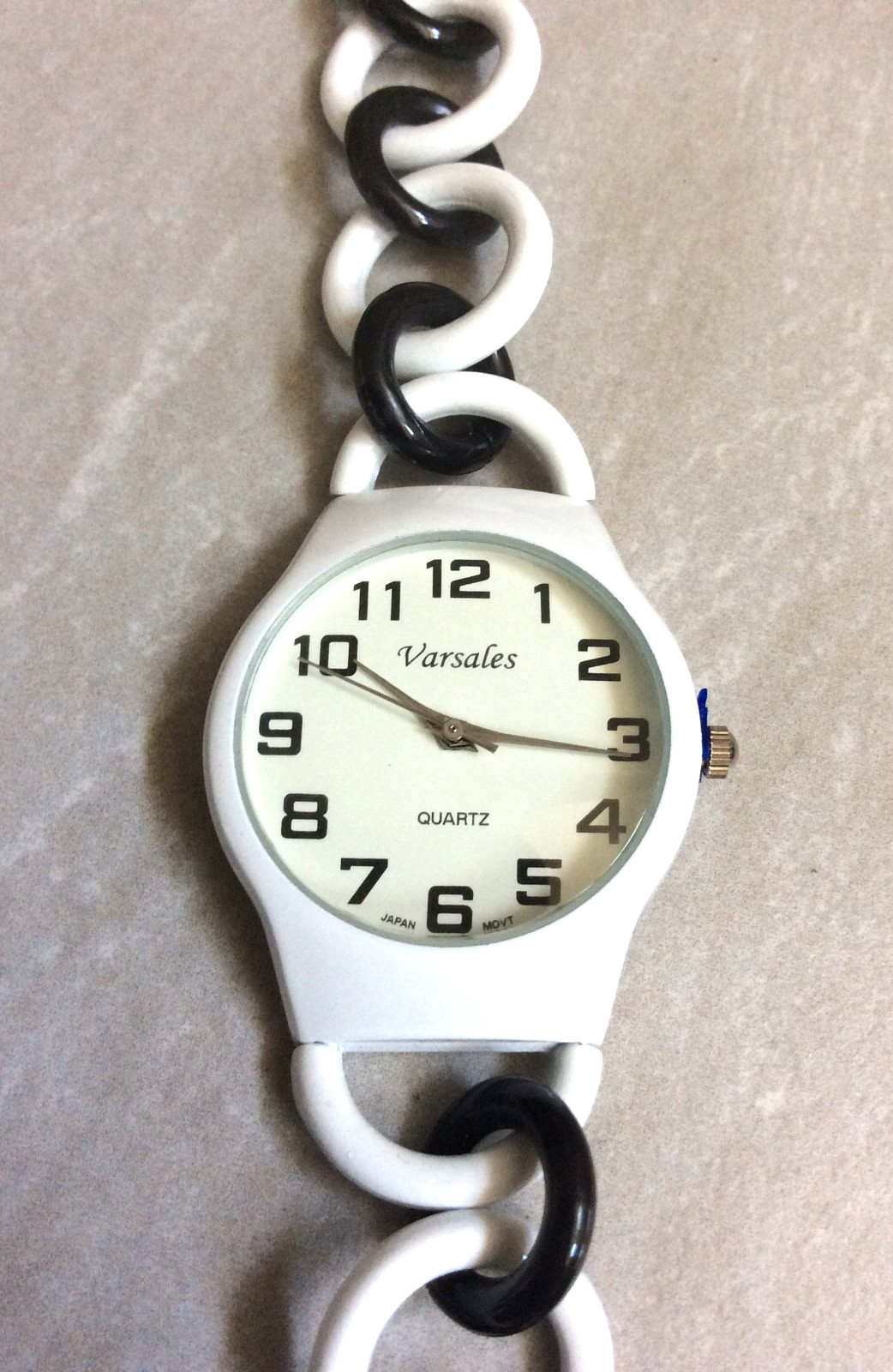 Varsales Women’s Watch Round White Dial Black Numbered Hours on Unique Band New!