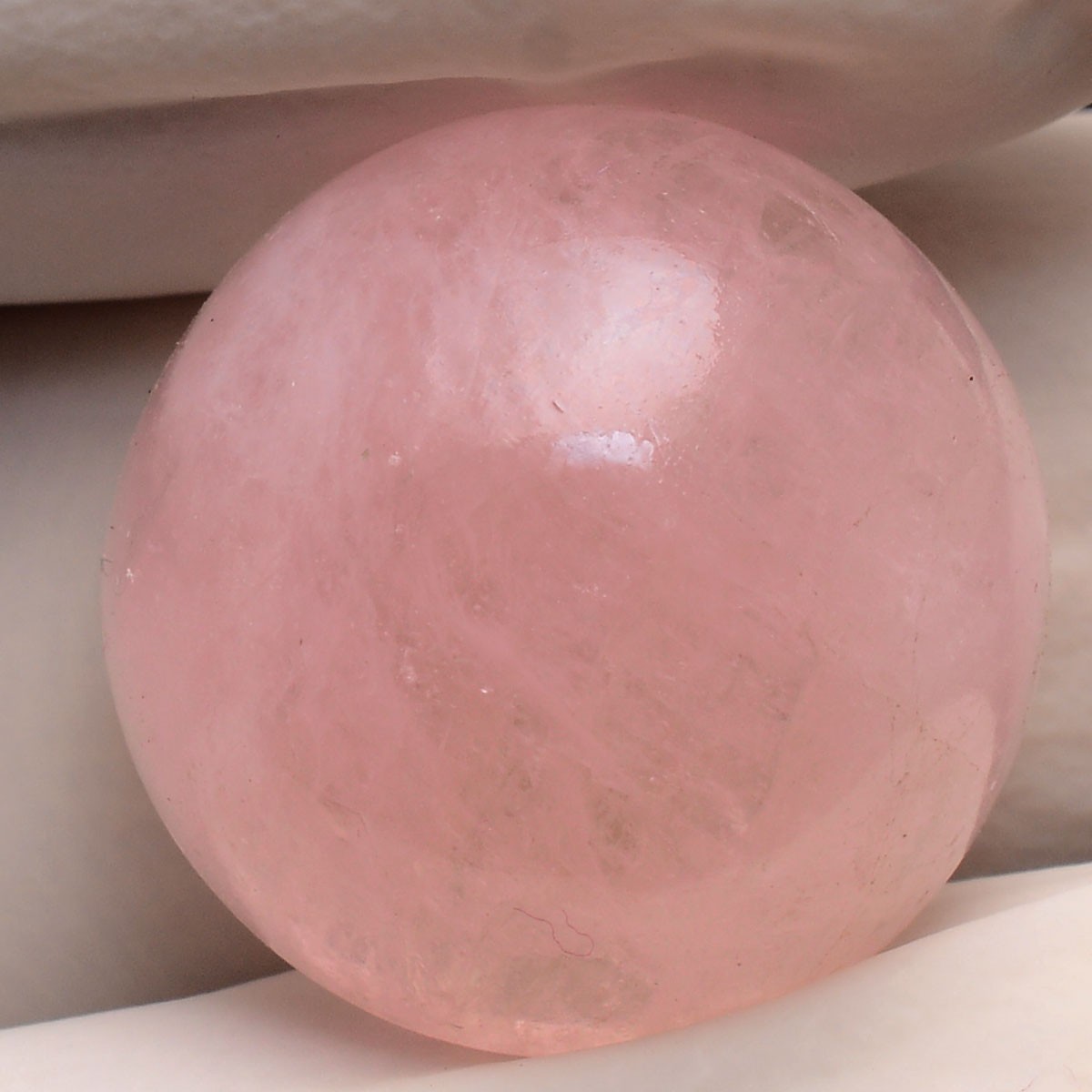 Tranquil Beauty~ 28.00 Cts Natural Morganite 18mm Round Cabochon Loose Gemstone