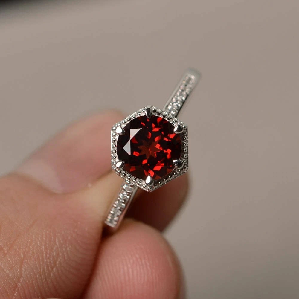 2.5Ct Round Cut Lab Created Garnet Women’s Engagement Ring 14K White Gold Plated