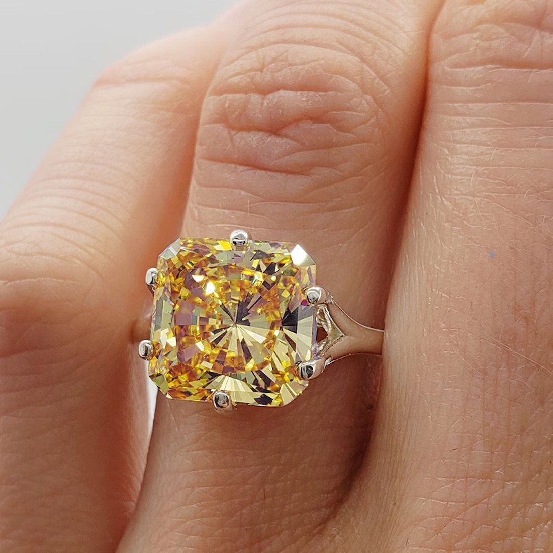 RARE 9.40 Ct Certified Treated Champagne Diamond Ring 925 Silver Prong Setting