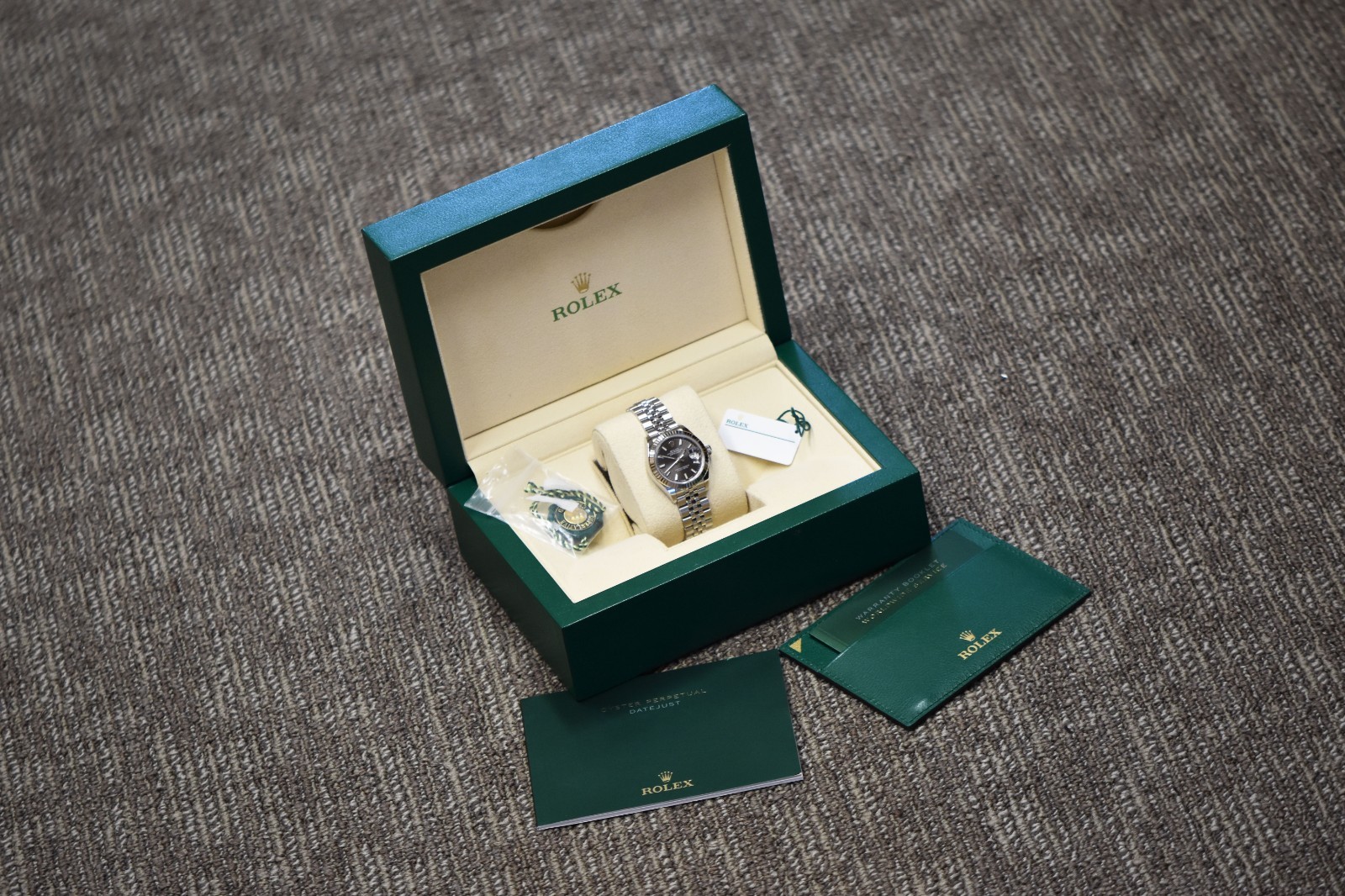 Ladies Rolex Datejust 28 18K WG Fluted Steel Jubilee Dark Grey Dial 279174 Box