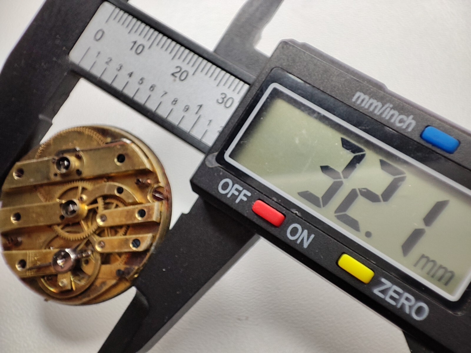 Pocket Watch – Watch movement – 32.1 mm – for parts and spares