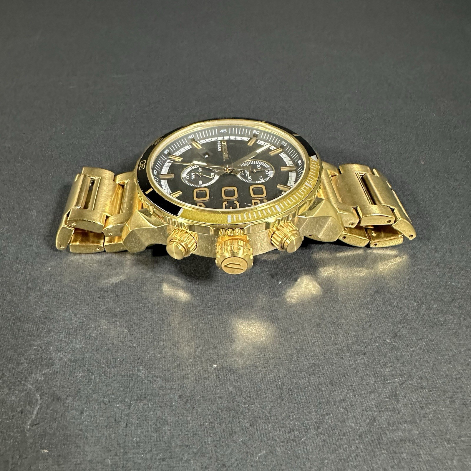 Diesel Men’s Double Down Analog Display Analog Quartz Gold Watch DZ4337 – Used!