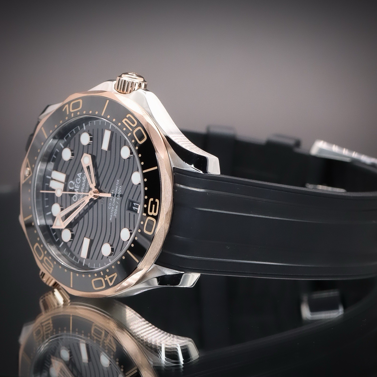 OMEGA Seamaster Diver 300 Co-Axial Master Chrono 210.22.42.20.01.002 Full Set