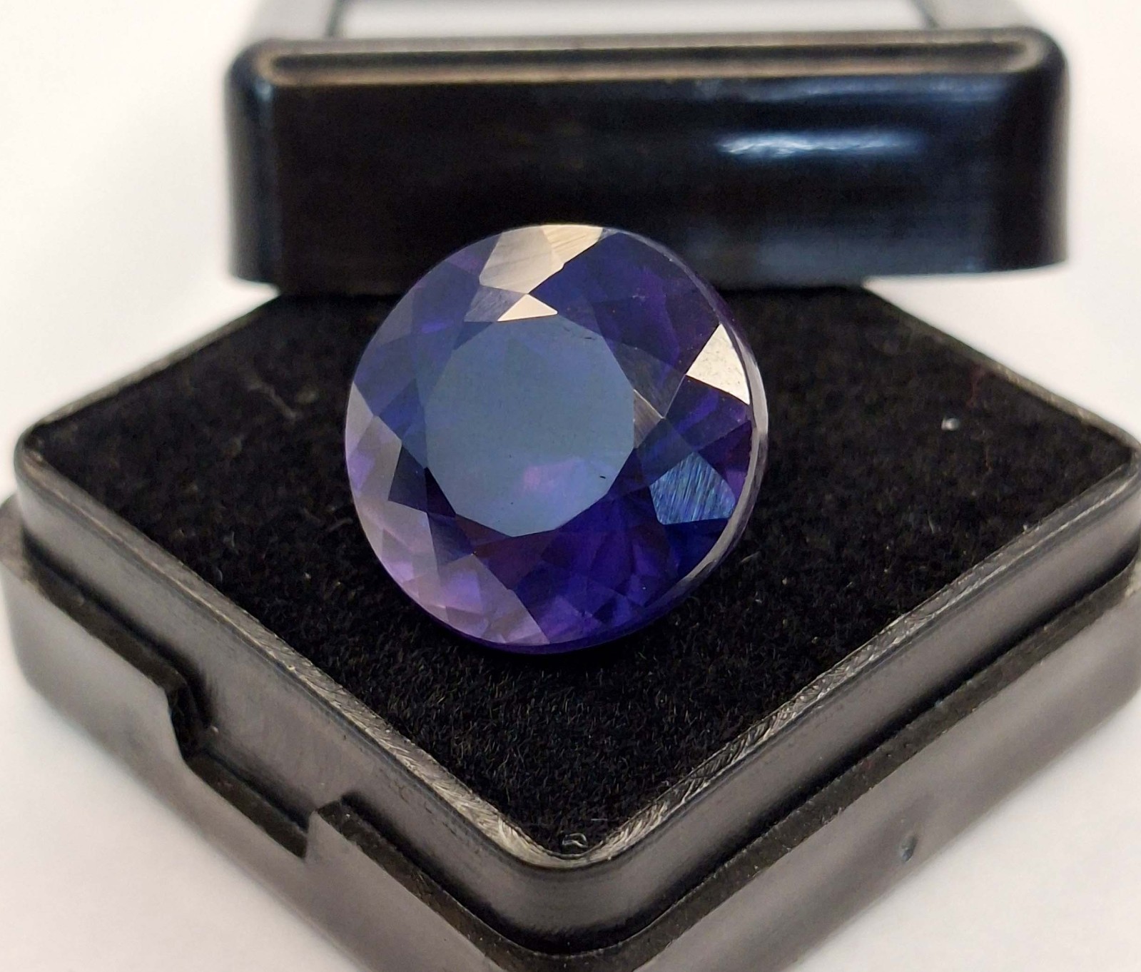 Natural Iolite Deep Purple Round Cut 13-15 Ct Certified Loose Gemstone RK372