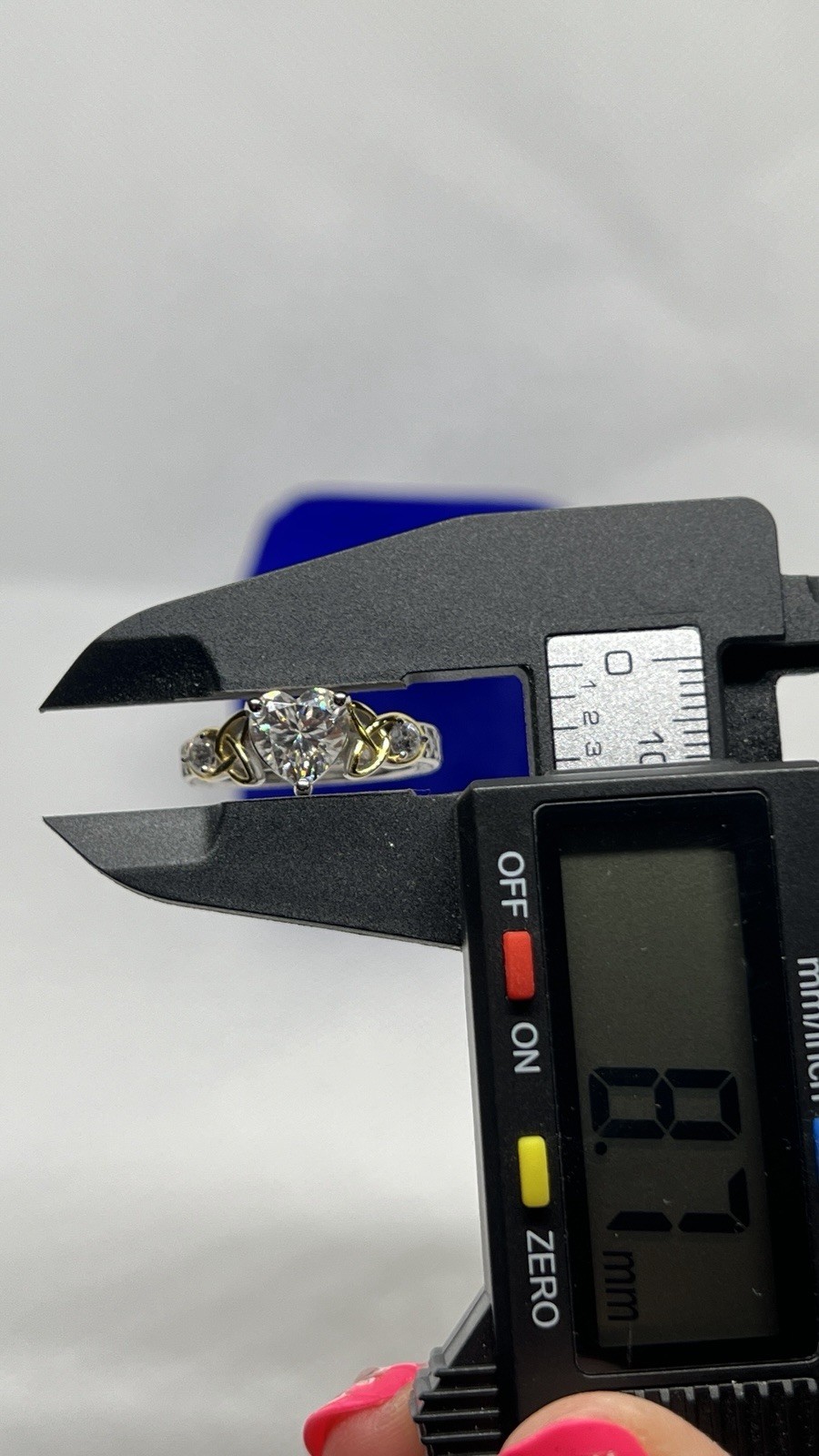Heart Celtic Knot Moissanite Engagement 925
