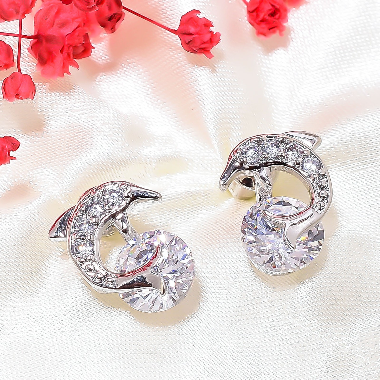 White Topaz & Cz 925 Sterling Silver Dolphin Studs 0.55″ E151816