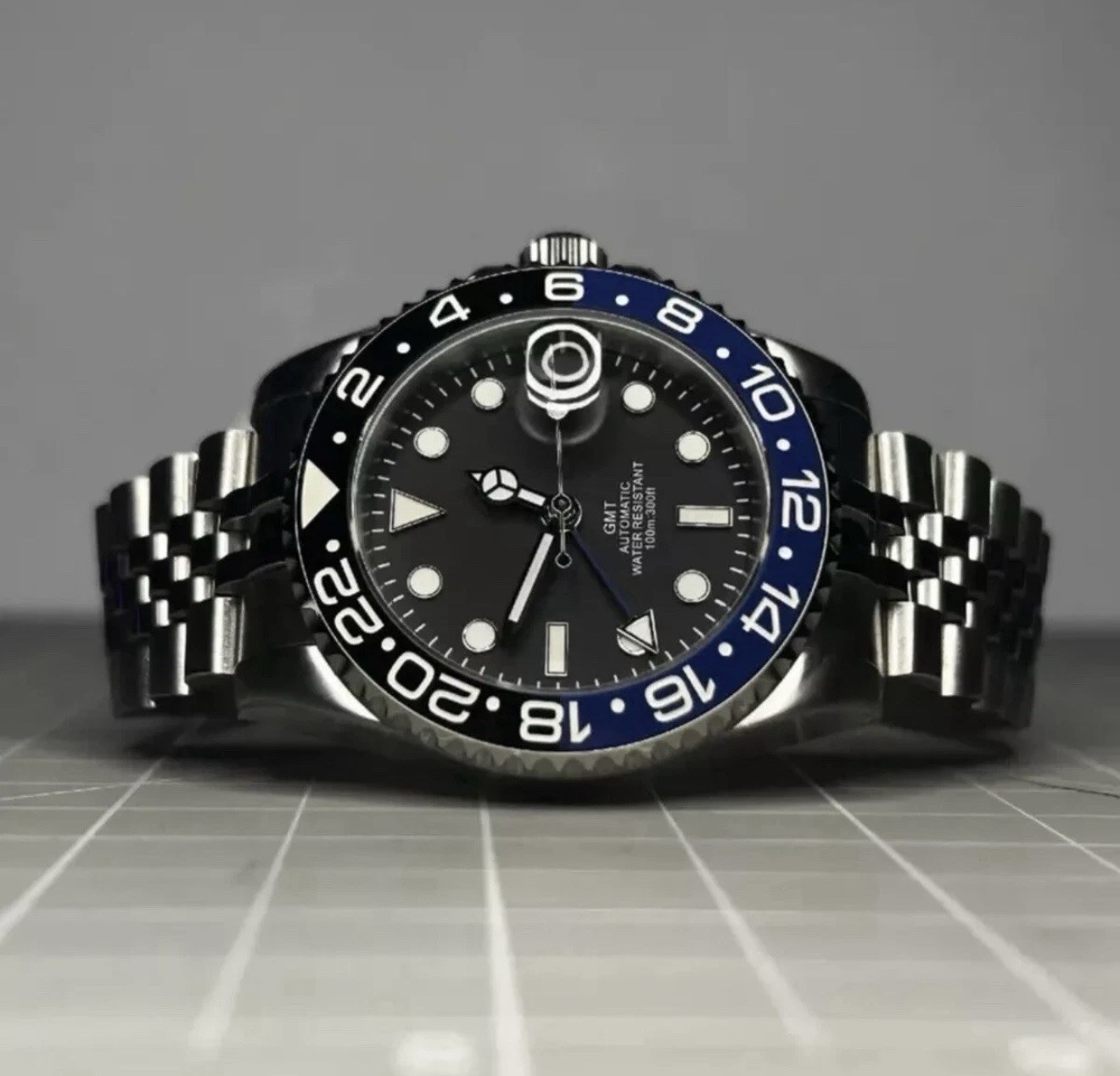 Custom 40mm “Batman/Batgirl” GMT Style Diver Mod Watch NH34 Automatic
