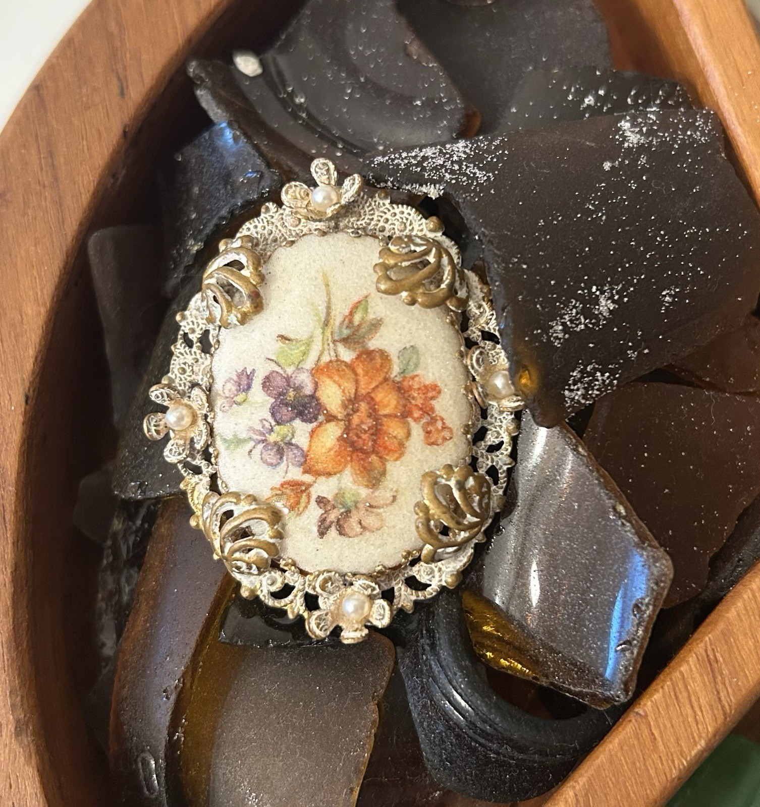 Vintage Sugar Coated Finish Floral Porcelain Oval Brooch Filigree West Germany