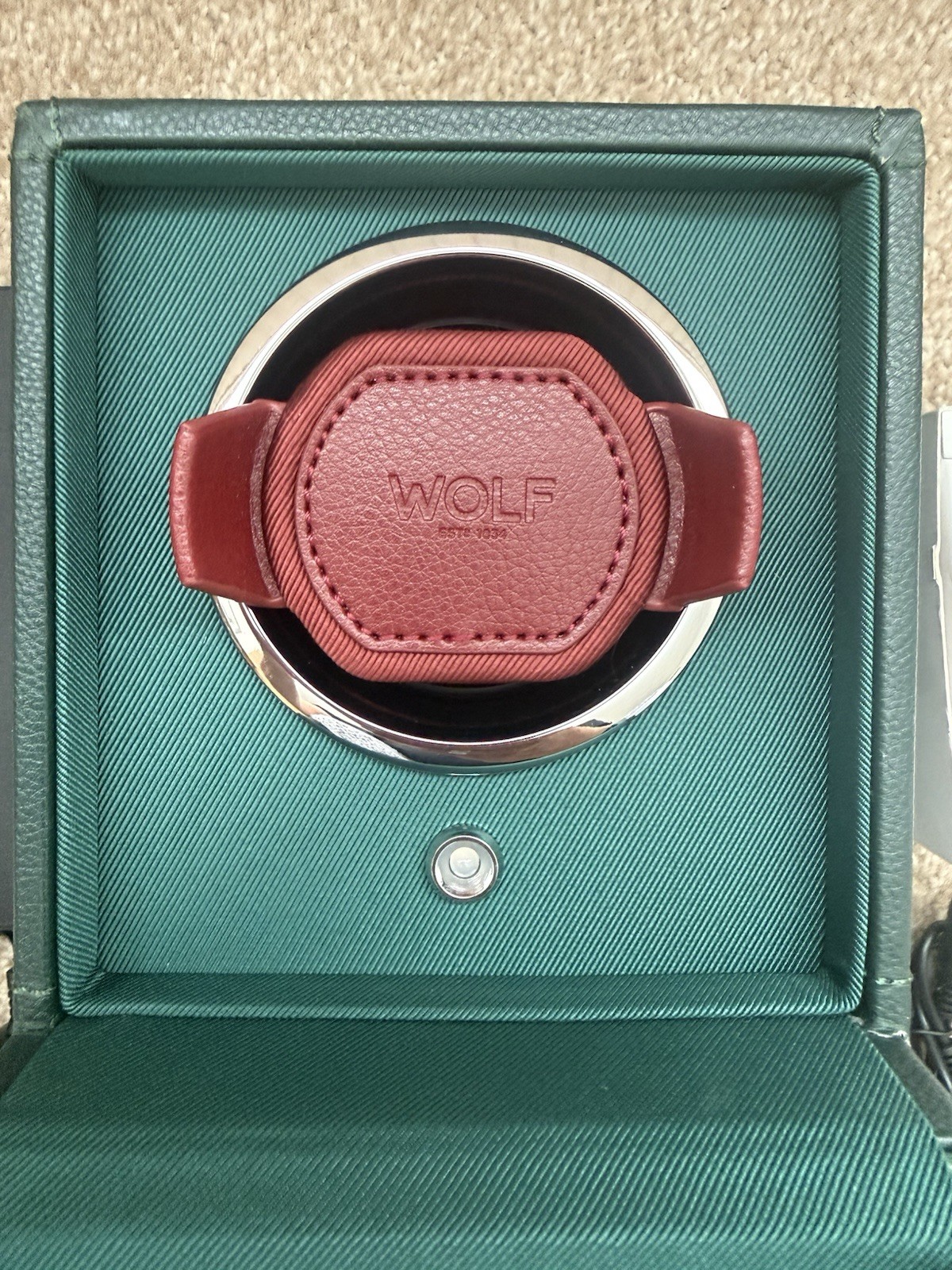 Wolf Watch Winder Module 1.8 – Green With Red Winder Insert – Boxed Accessories