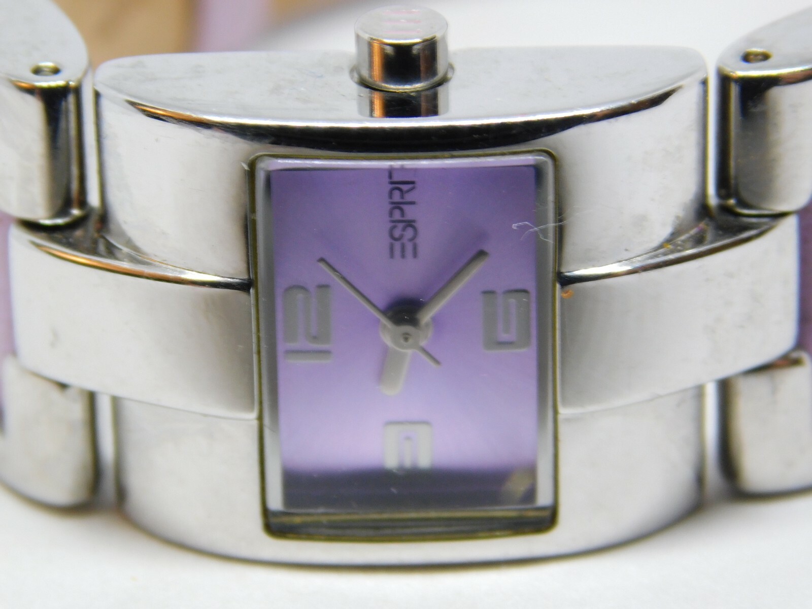 Esprit EP 2004 Genuine Leather Quartz Analog Ladies Watch