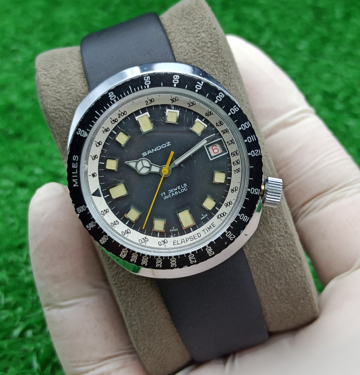 HYPER-RARE SANDOZ JUMBO DIVER BLACK WATCH MECHANICAL SWISS 1970s