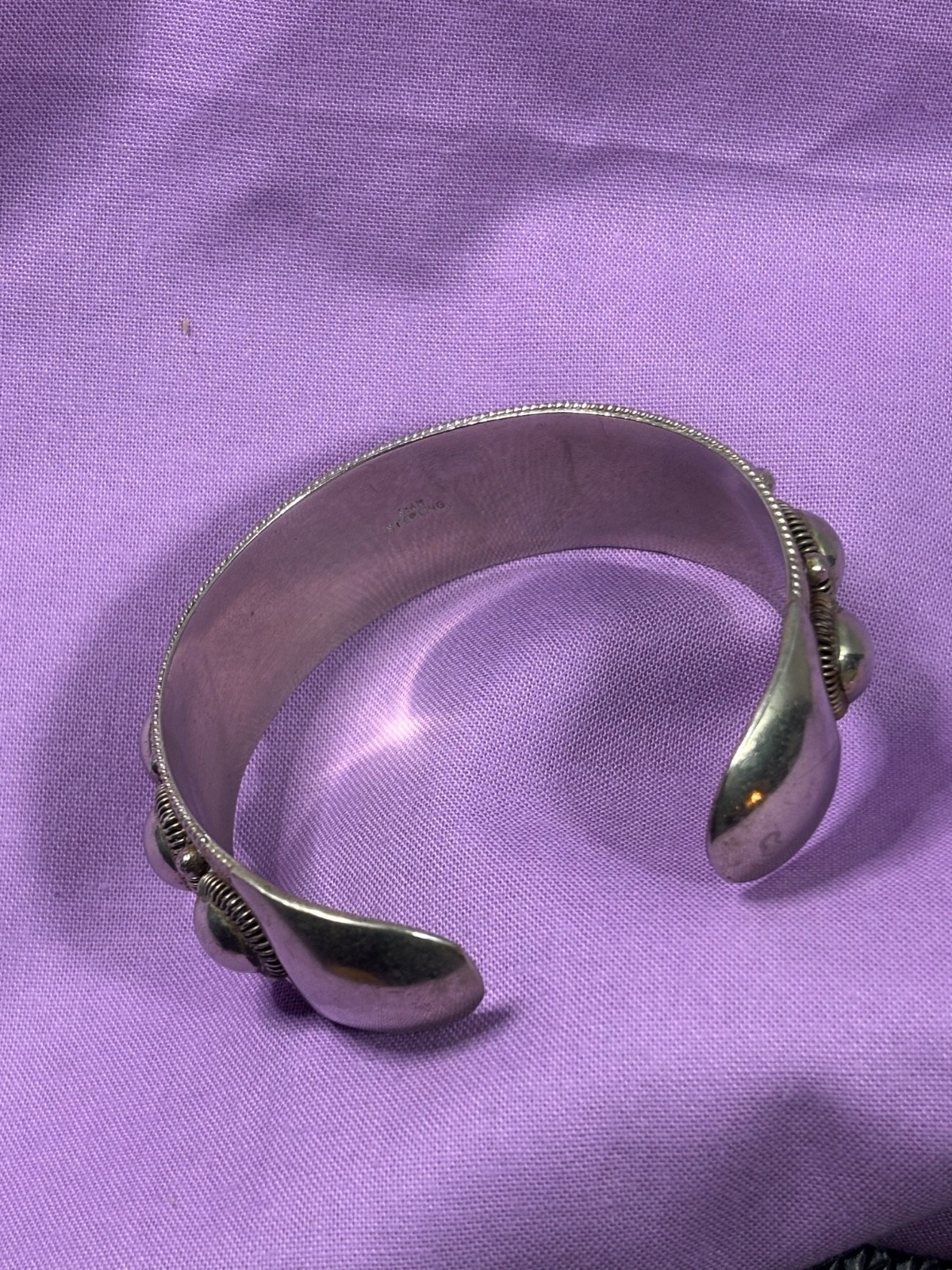 Tribal Siam Sterling Silver Cuff bracelt 38.3g