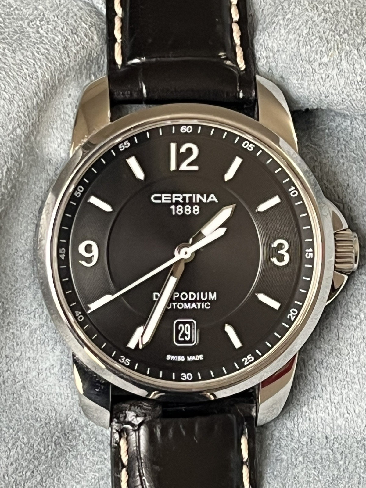 Rare Certina DS Podium Automatic Black Dial w Box Near Mint C001.407.16.057.00