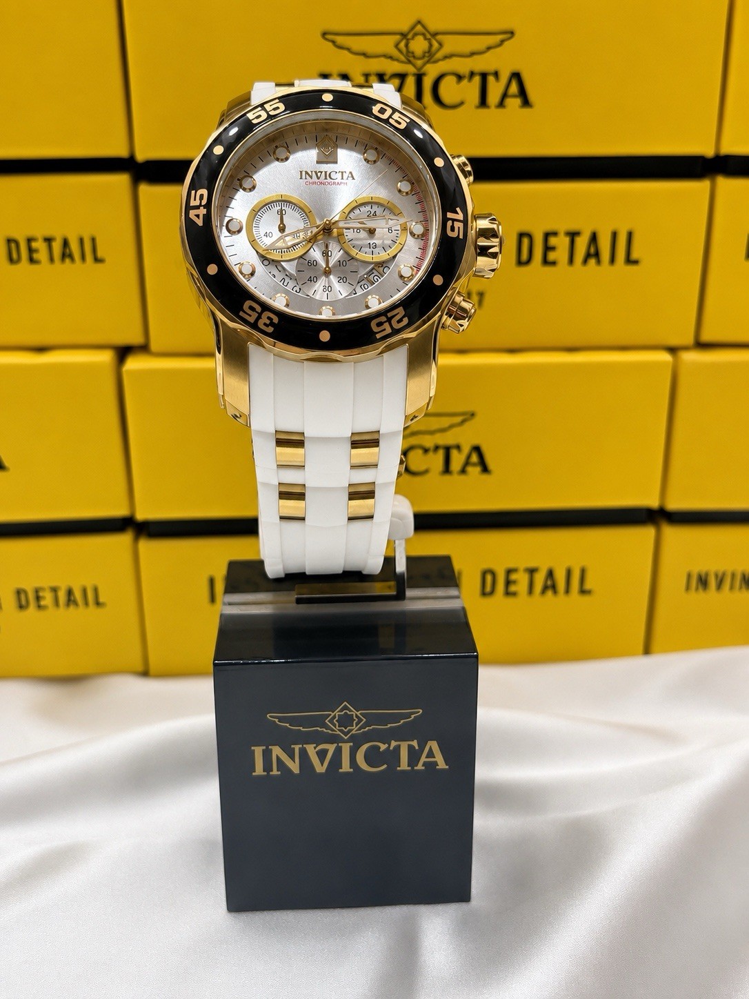 Invicta Pro Diver 20292 Men’s Chronograph White Gold Tone Watch New w/ Tag