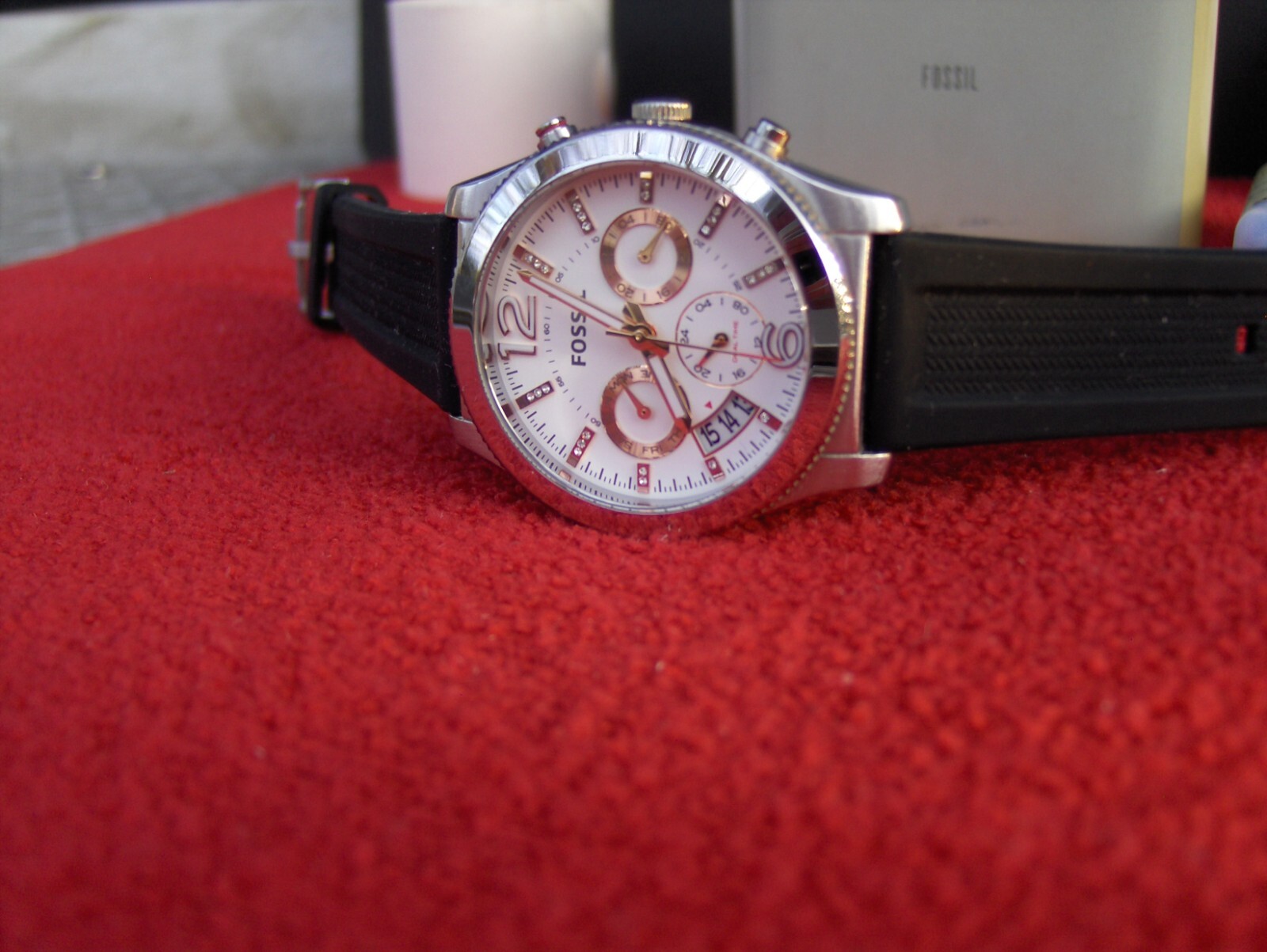 FOSSIL ES 4250 BOYFRIEND 3 EYE CHRONOGRAPH SWAROVSKI CRYSTAL MARKERS DATE WINDOW
