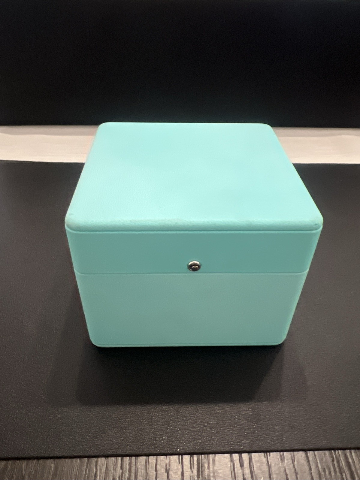 TIFFANY & CO. LARGE BLUE LEATHER WATCH OR BRACELET JEWELRY PRESENTATION CASE