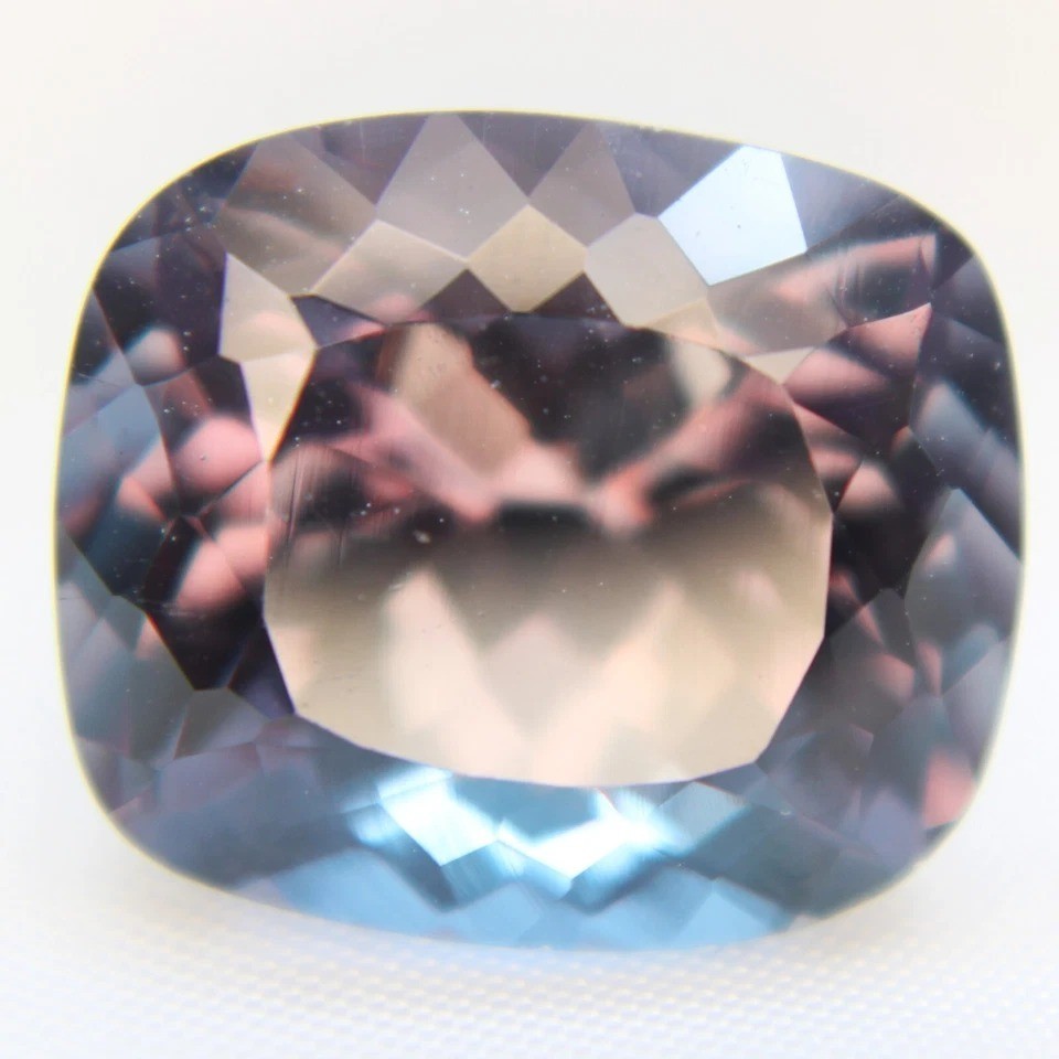 18.0 Ct Natural Alexandrite Color Change Eye Clean Emerald Shape Loose Gemstone1