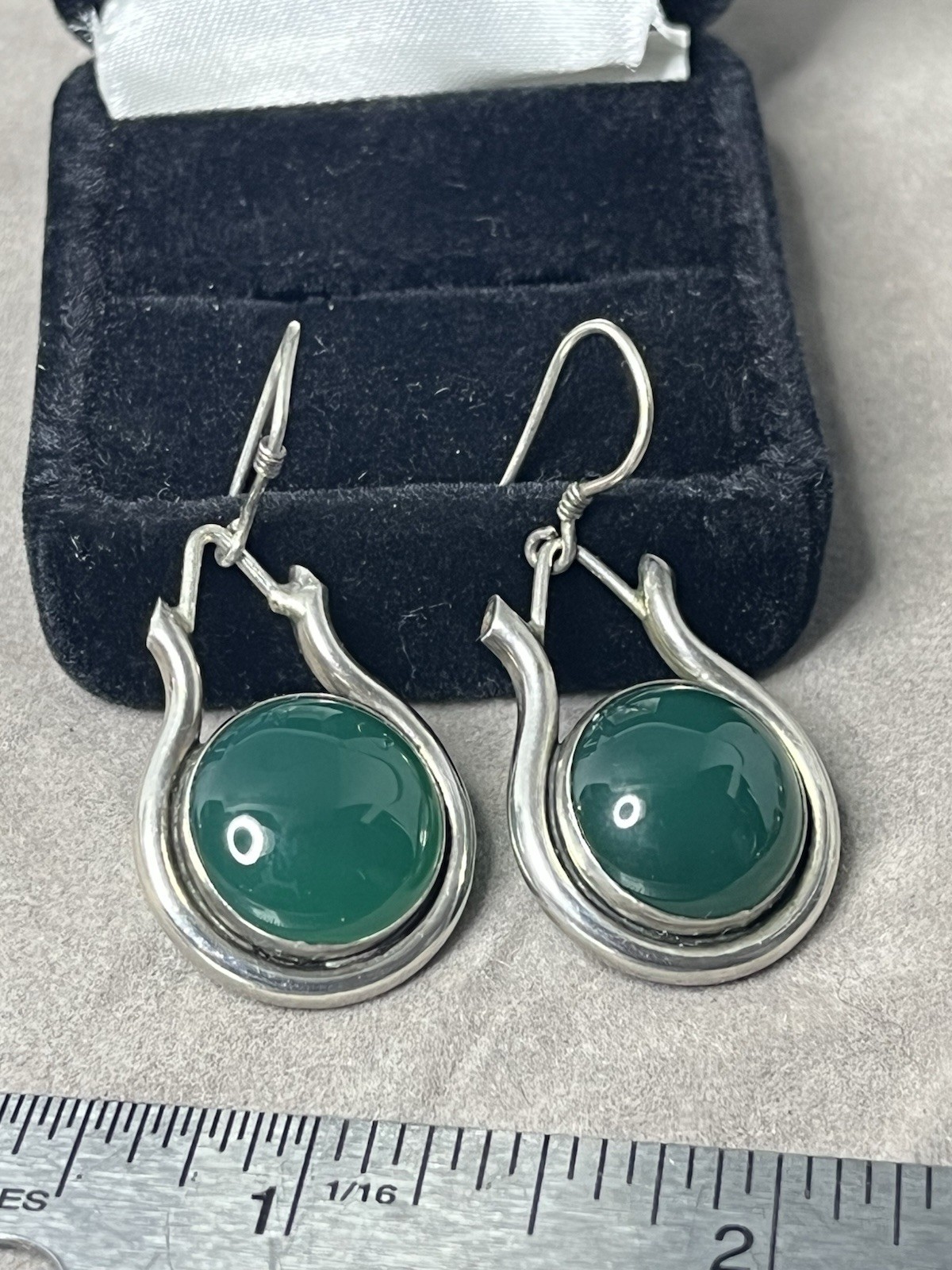 Vintage Deep Green Agate & Sterling Silver Horseshoe Dangle Earrings
