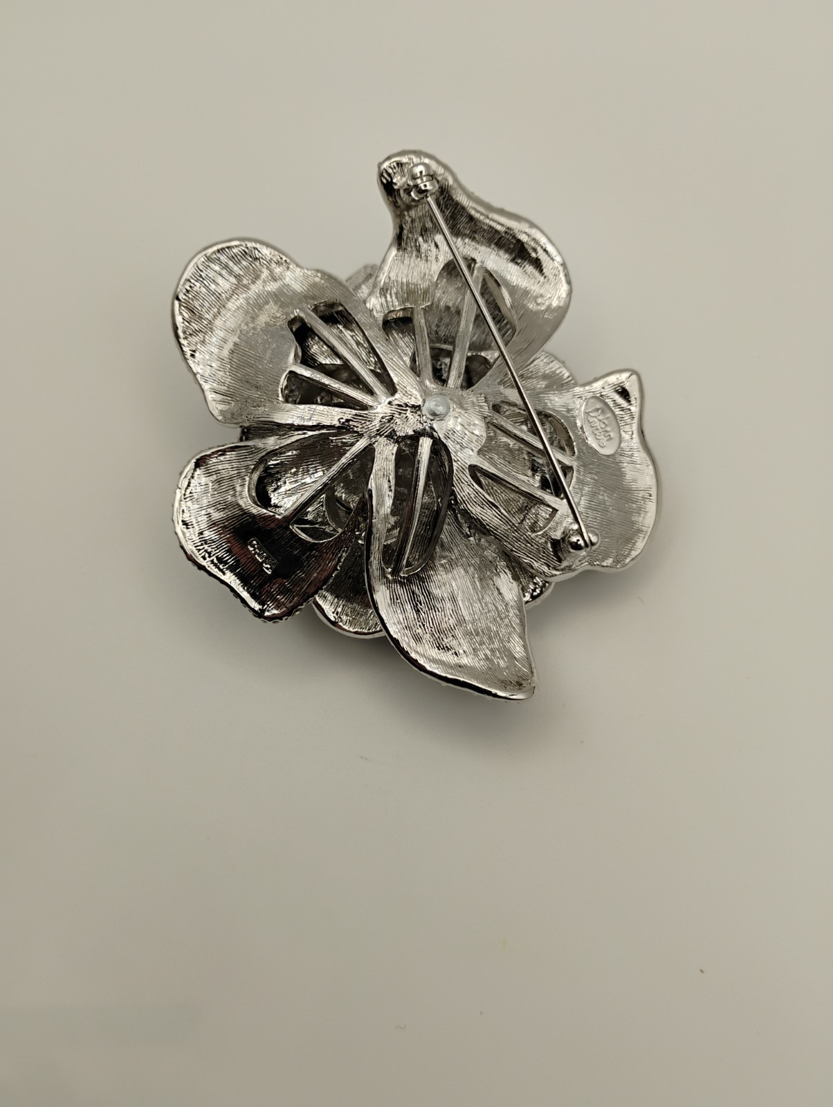 Vintage Joan Rivers Black Enamel Flower Floral Brooch Pin Rhinestone Pavé