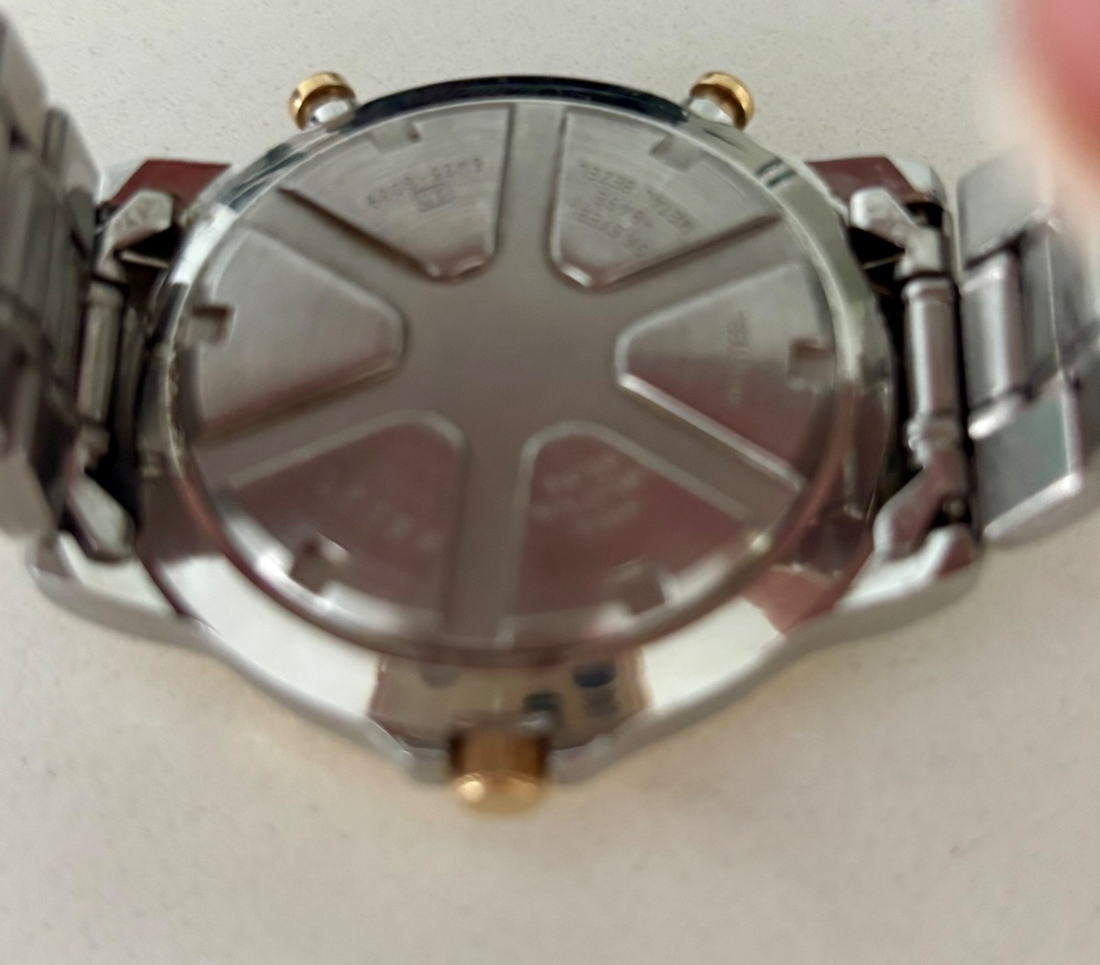 SEIKO QUARTZ Sport WR150 6M25-6039 Chronograph Alarm Dance Hands Two-Tone Watch