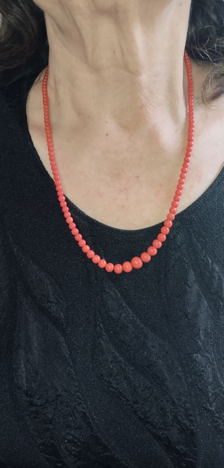 Mediterranean Coral Necklace Sardinia Gold Clasp 750 Corallium rubrum