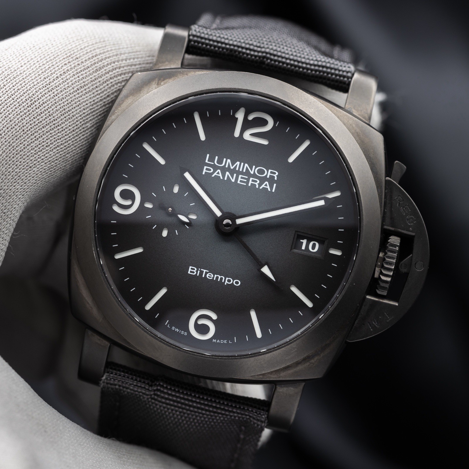 Panerai Luminor Bitempo PAM01467 NYC Boutique Ed. 44MM Black Titanium -Comp. Set