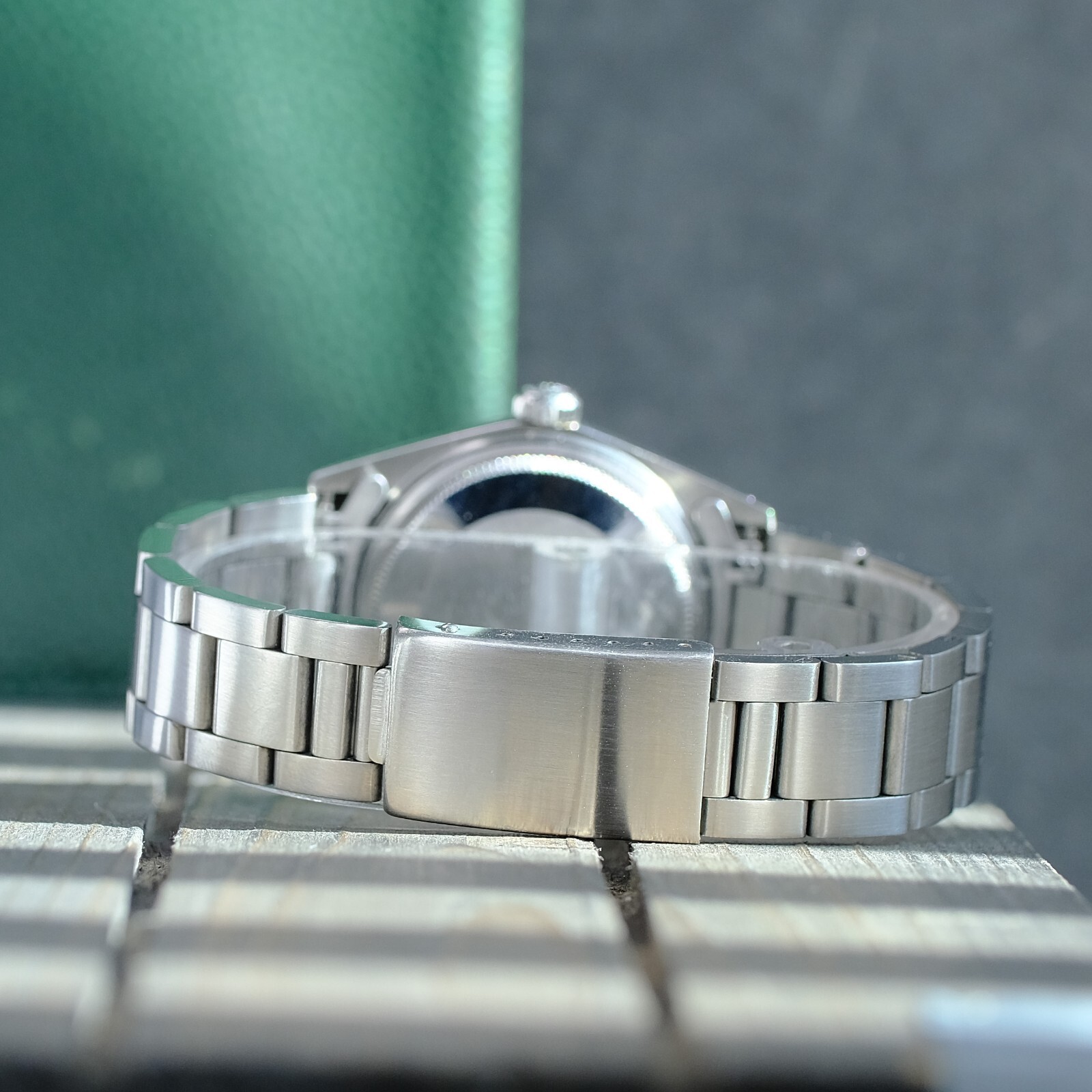 ROLEX MENS DATEJUST SS BLACK INDEX DIAL FLUTED OYSTER BAND 36MM WATCH 1601