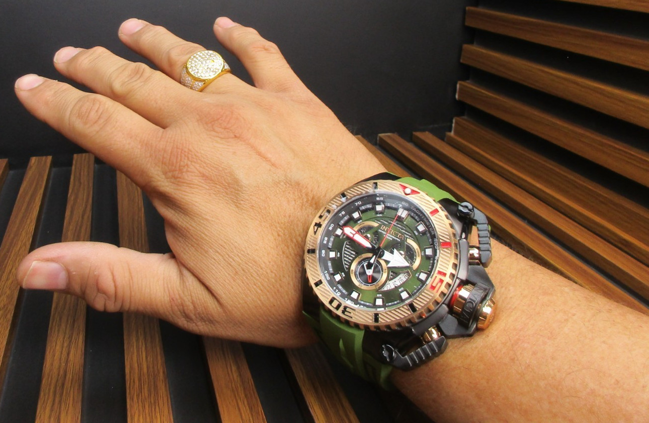 Invicta Sea Hunter full size Men’s Watch 57/69mm Green tone 49629