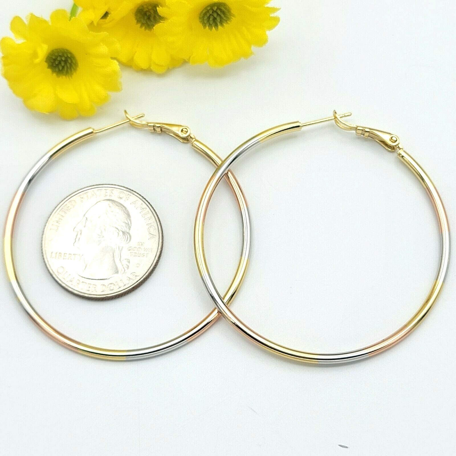 Tri-Color Gold Plated 2mm Hoops Earrings. Different Sizes. Oro Laminado