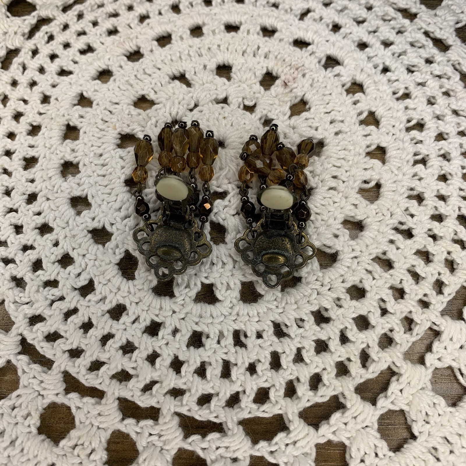 Vintage Robert Rose Clip Dangle Earrings Brown
