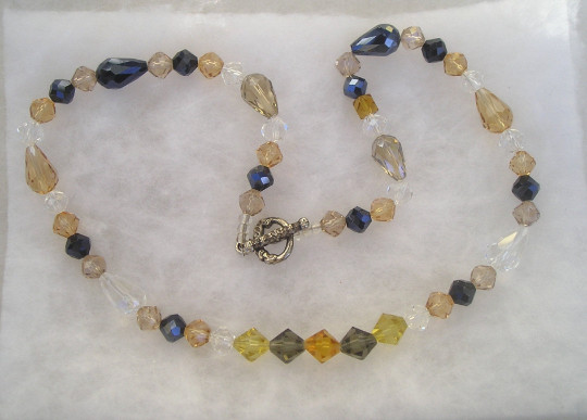 Lovely Multi Crystal Black Clear Gray Yellow Toggle Necklace
