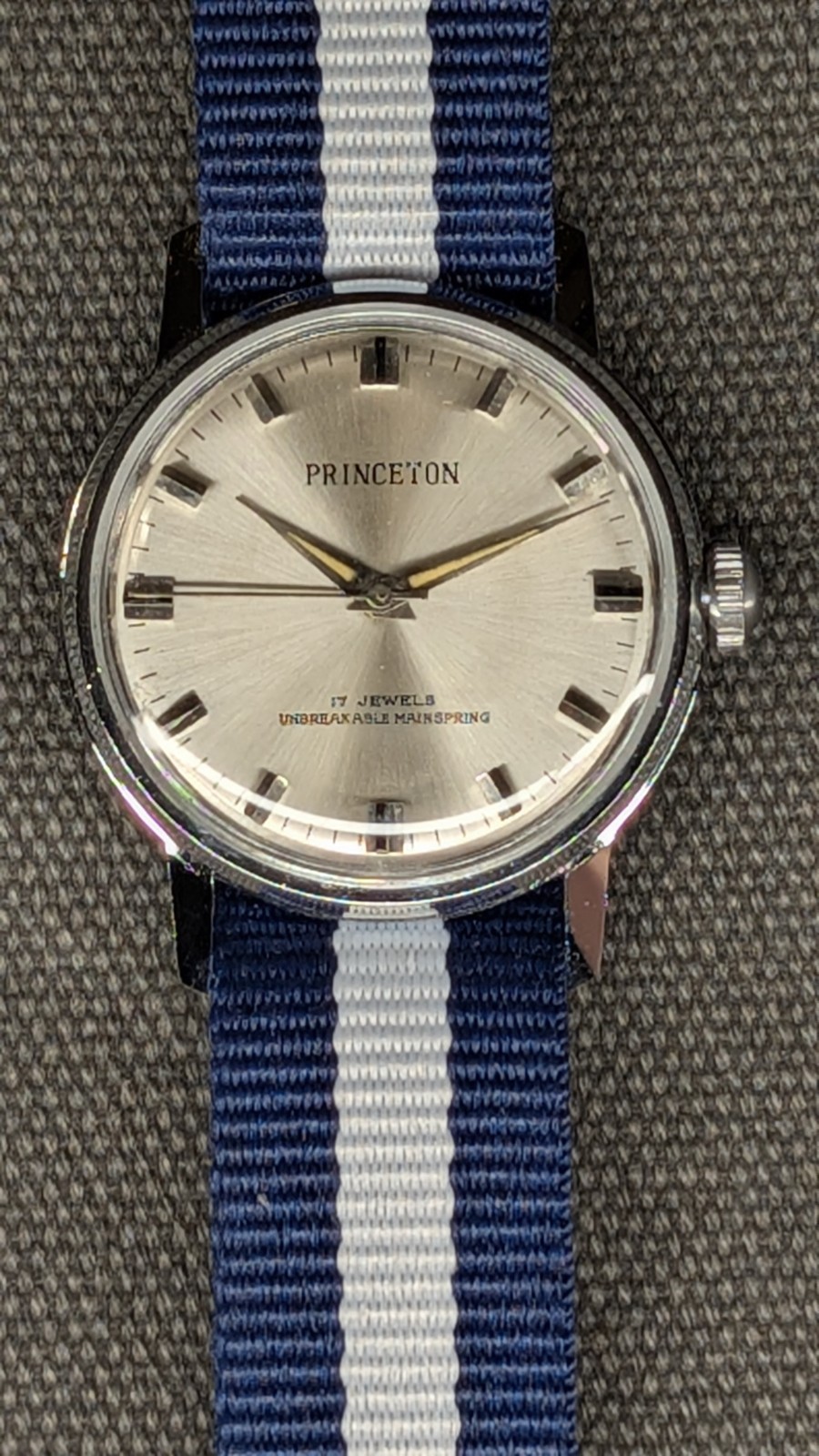 Vintage Princeton 17 Jewel Manual Wind Men’s Watch Silver Sunburst Dial Runs