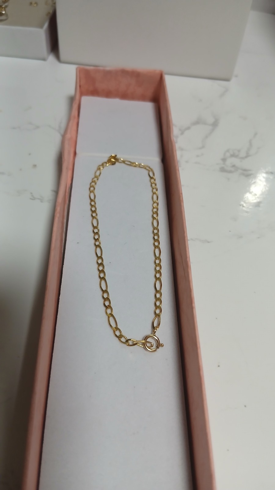 9ct Yellow Gold Bracelet.