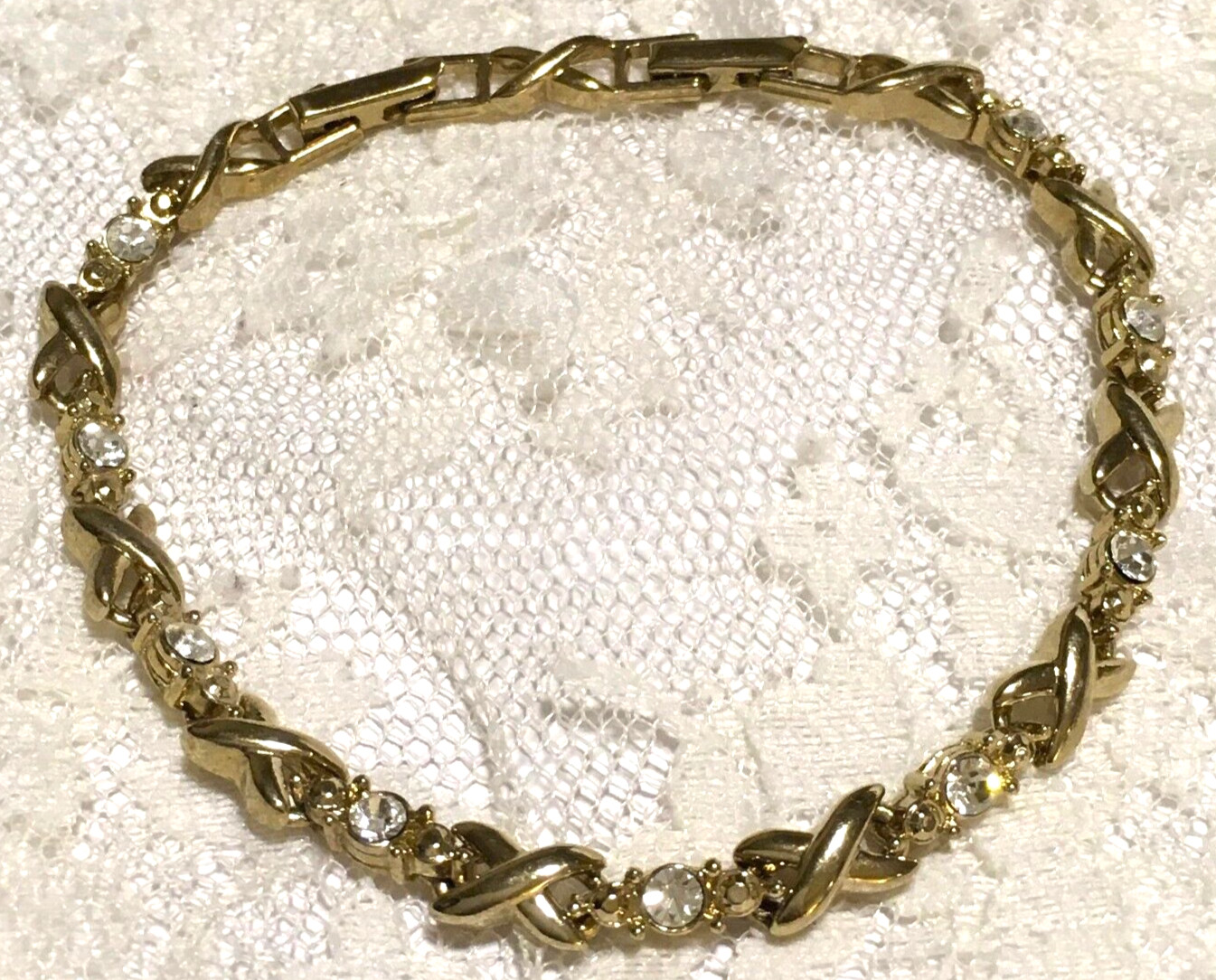 Vintage Chain Bracelet Gold tone X Link Avon Clear Rhinestones Fold over 8″