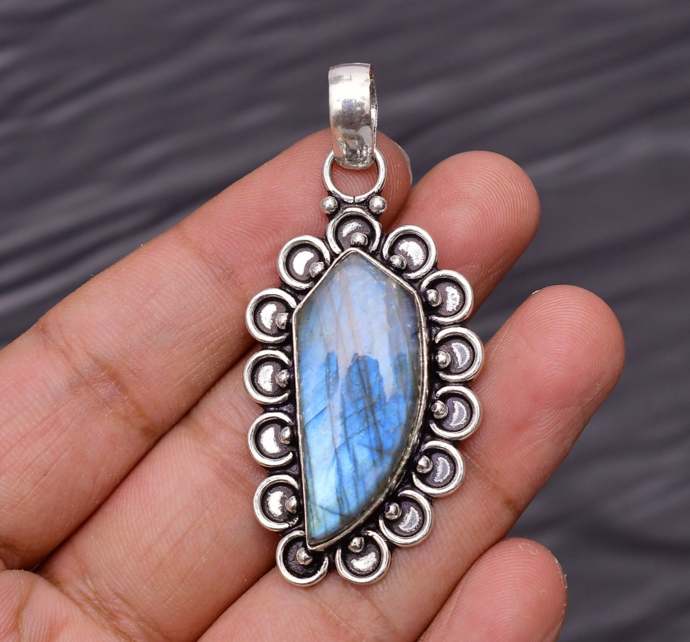 Labradorite Gemstone 925 Sterling Silver Jewelry Pendant 2.04″
