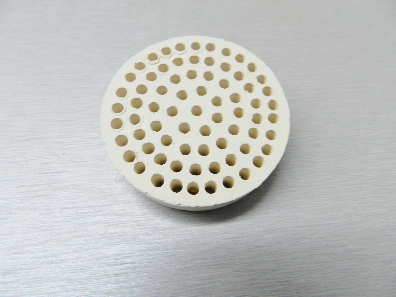 CERAMIC HONEYCOMB BLOCK SOLDERING PLATE ROUND ALUMINA JEWELRY SOLDER HEAT BOARD