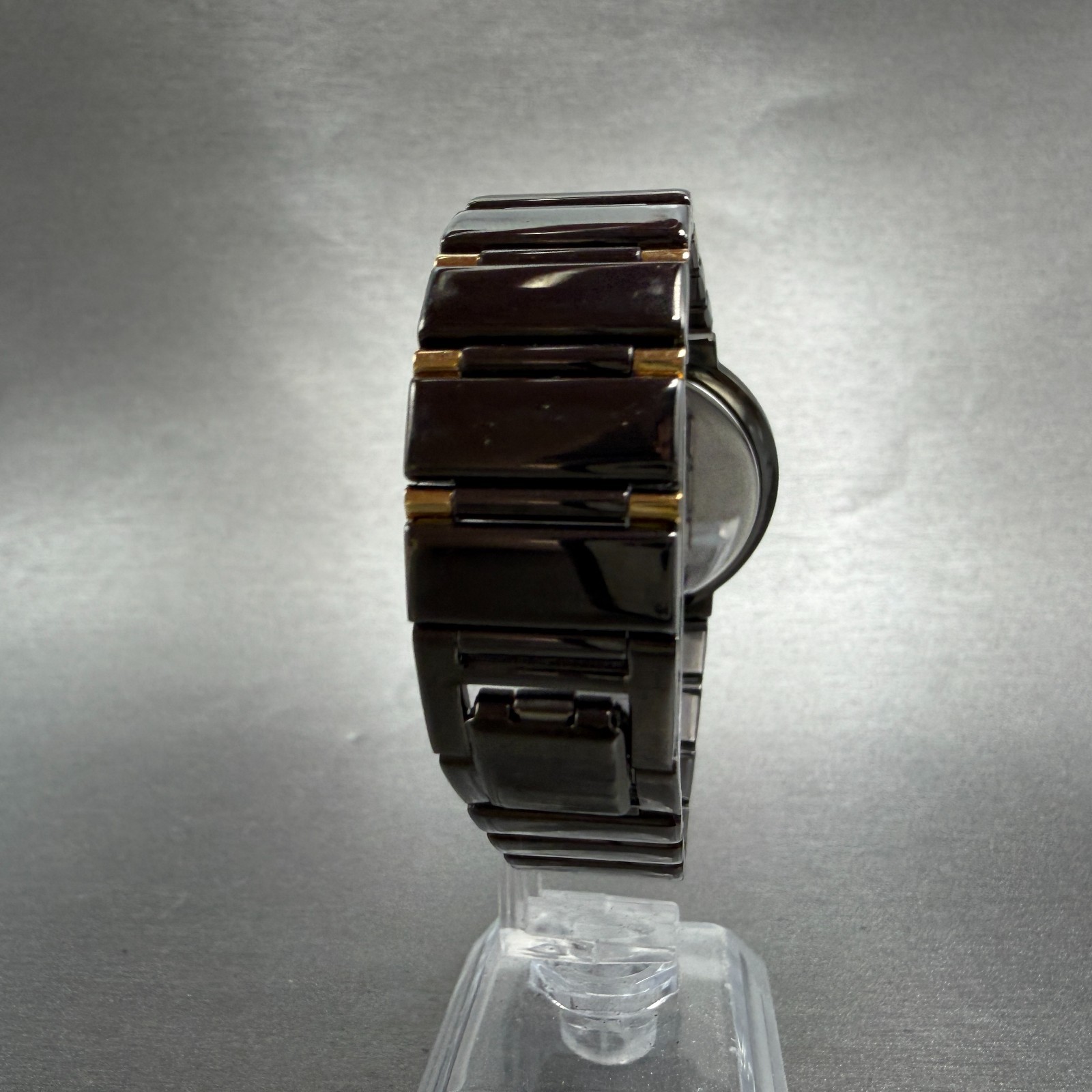 Seiko Pulsar Watch Men 35mm Black Dial Black & Gold Tone Date VX42-X106 New Batt